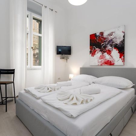 Centar Apartments Rijeka Ngoại thất bức ảnh