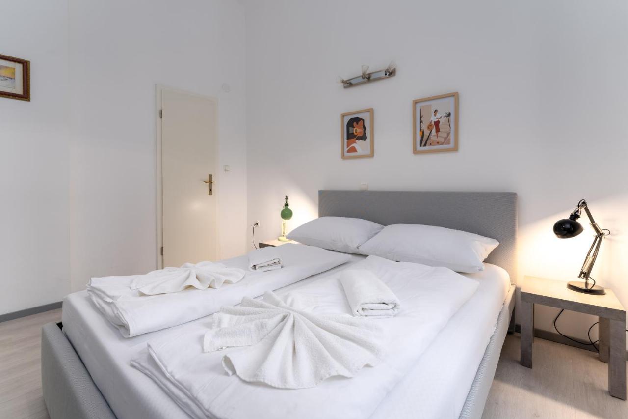 Centar Apartments Rijeka Ngoại thất bức ảnh