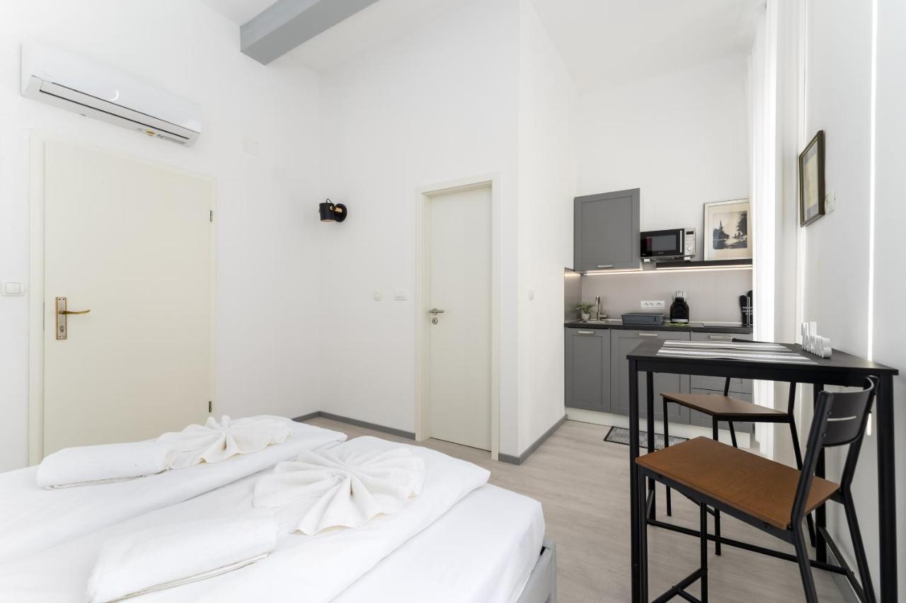 Centar Apartments Rijeka Ngoại thất bức ảnh