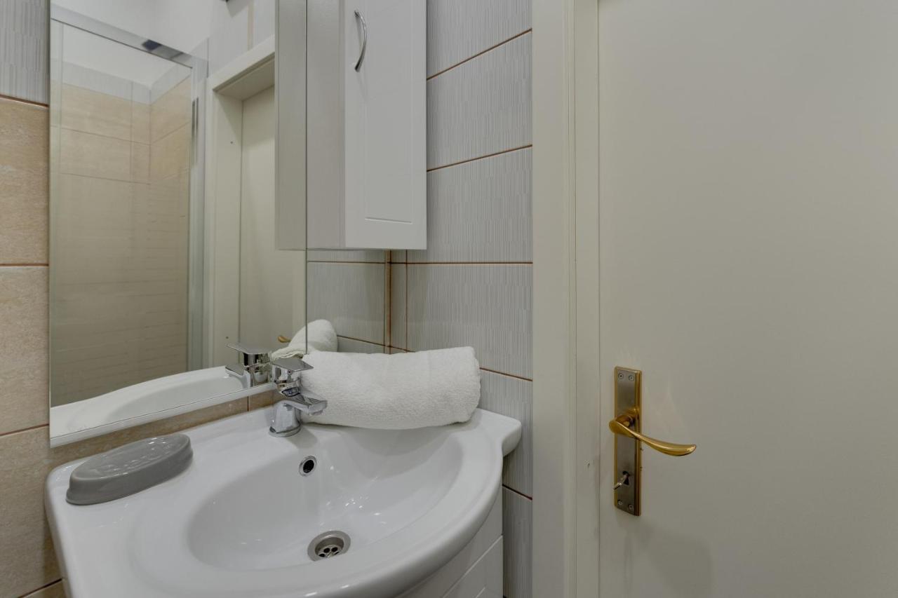 Centar Apartments Rijeka Ngoại thất bức ảnh